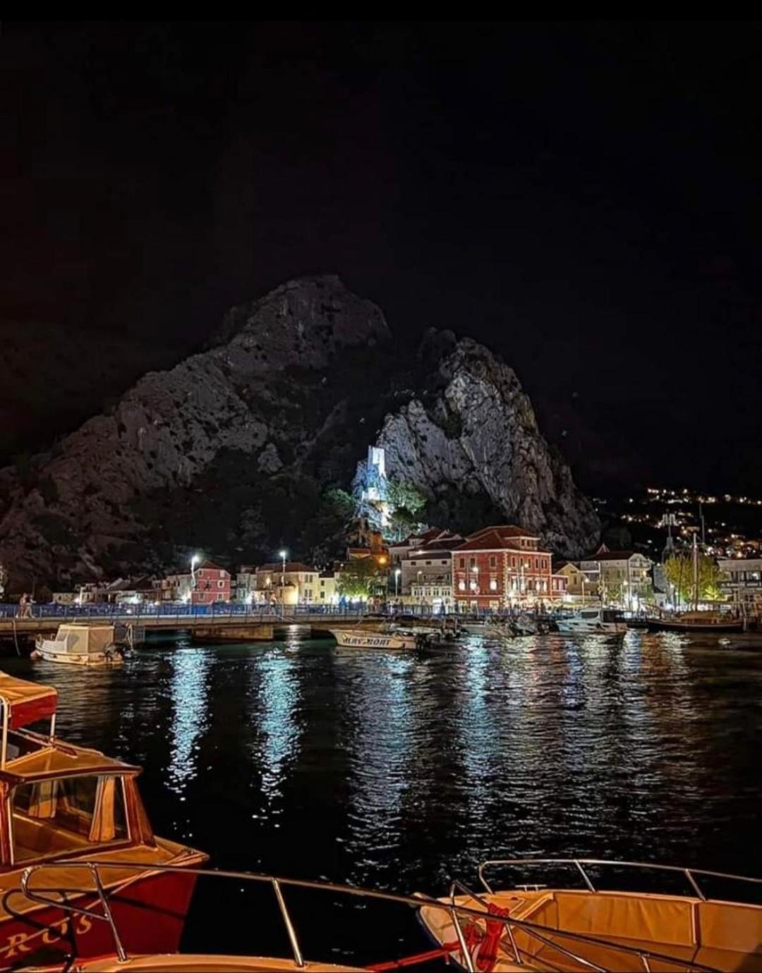 Apartmani Branko Vojnovic Omiš Quarto foto
